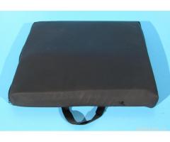 Perna sezut din burete cu memorie si gel ADL 40x40x5